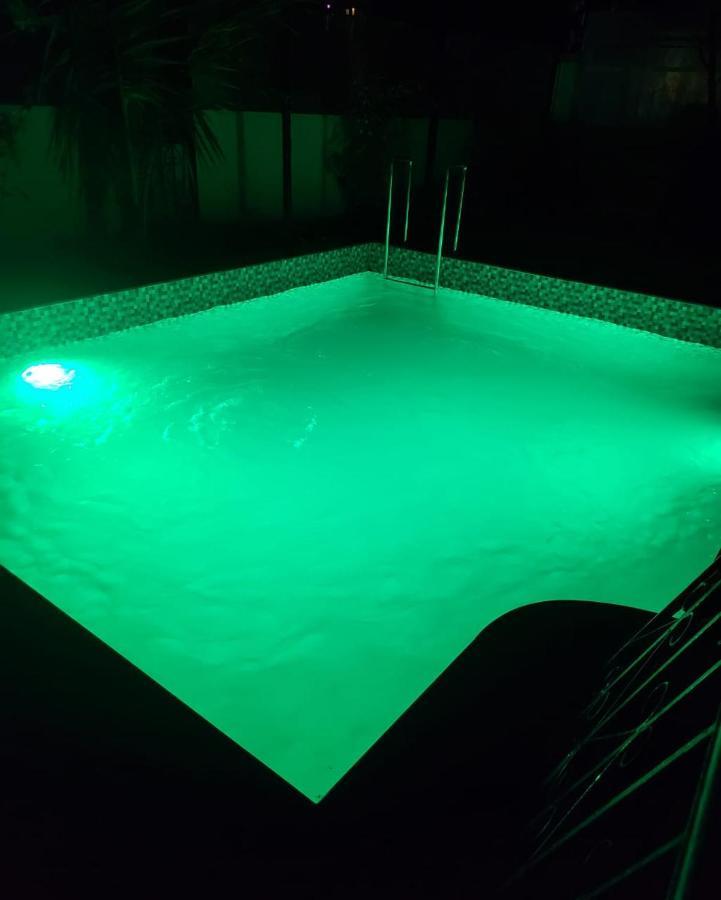The Perfect Stays- Lal Mahal Villa With Disco Pool Lonavala Eksteriør bilde